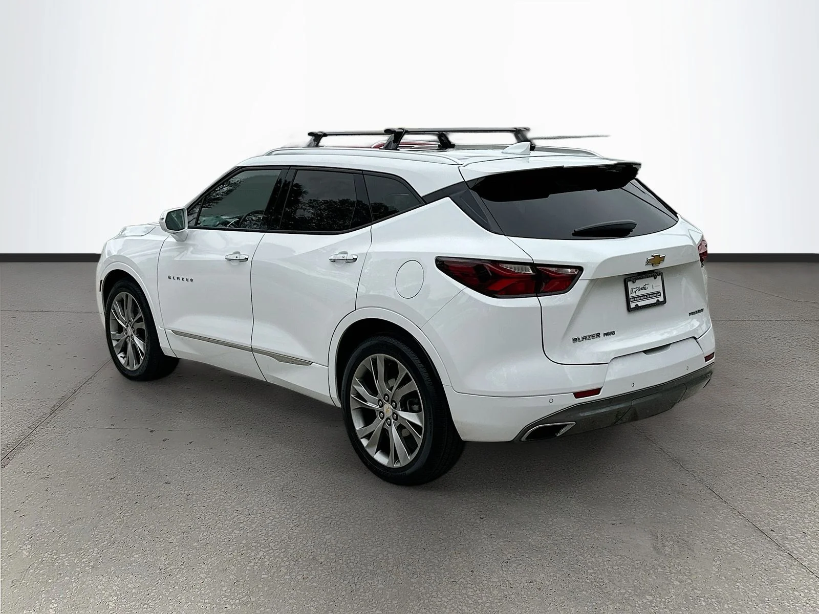 Used 2019 White Chevrolet Premier image 5