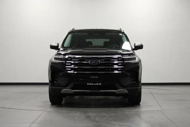 New 2026 Agate Black Metallic Ford Active image 33