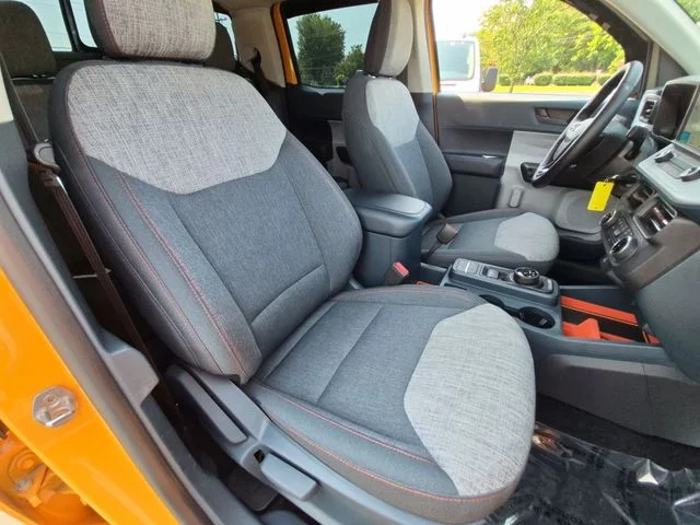 Used 2023 Orange Ford XLT image 34