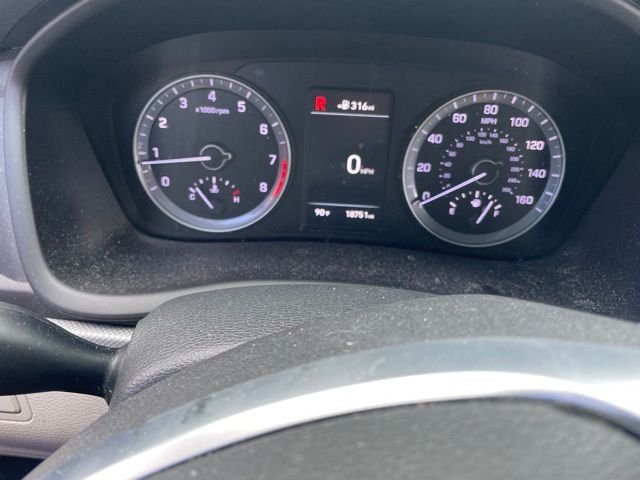 Used 2019 Gray Hyundai SEL image 12