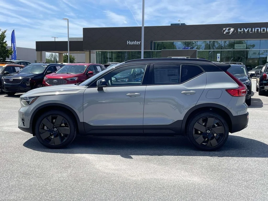 New 2026 Vapour Grey Volvo Ultra image 23