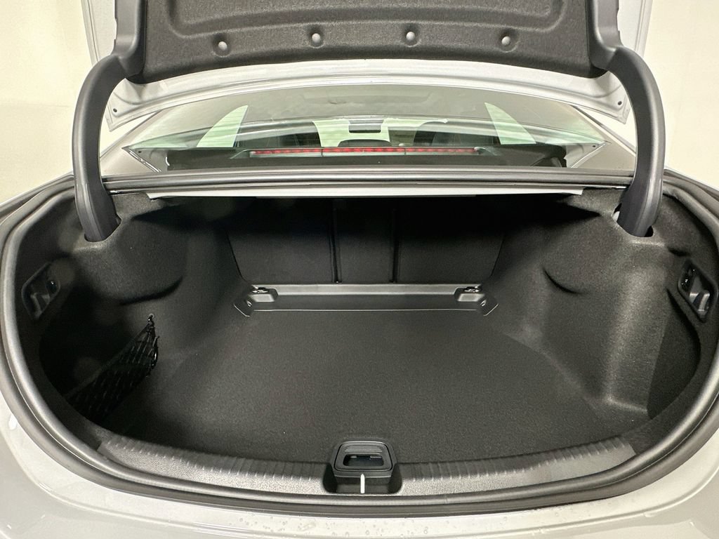 New 2026 MANUFAKTUR Alpine Grey Mercedes-Benz C 300 image 59