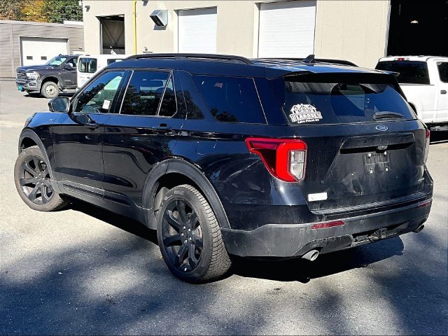 Used 2023 Black Metallic Ford ST-Line image 6