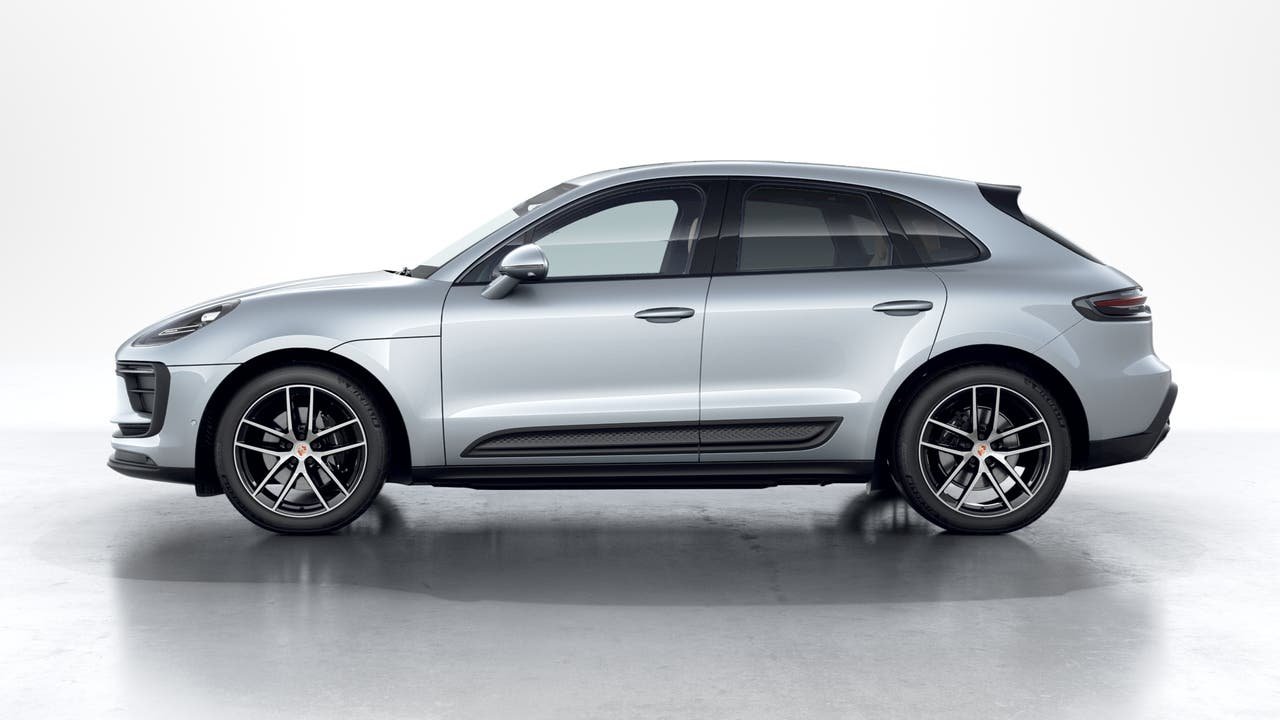 New 2026 Dolomite Silver Metallic Porsche  image 2