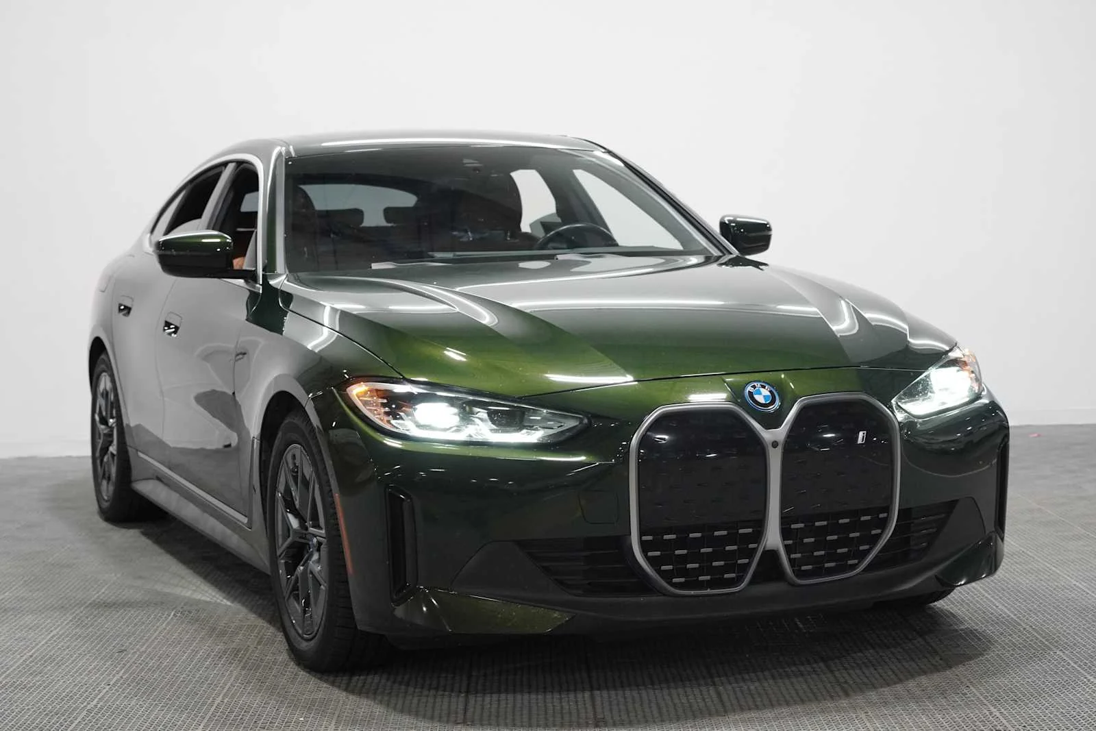 Certified Used 2023 San Remo Green Metallic BMW eDrive40 image 3
