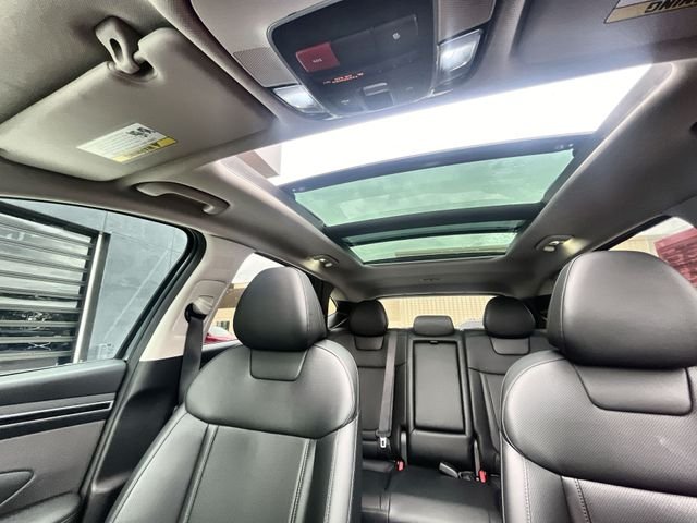 Used 2024 Blue Hyundai SEL Convenience image 21