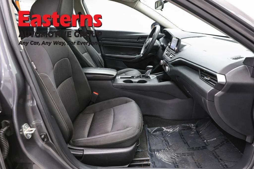 Used 2023 Gray Nissan 2.5 S image 23
