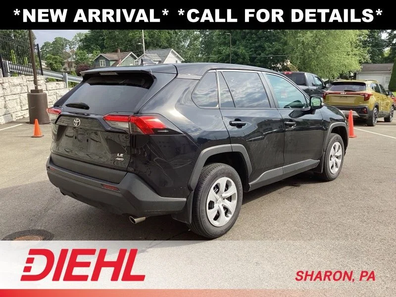 2024 Toyota RAV4 LE - Photo 7