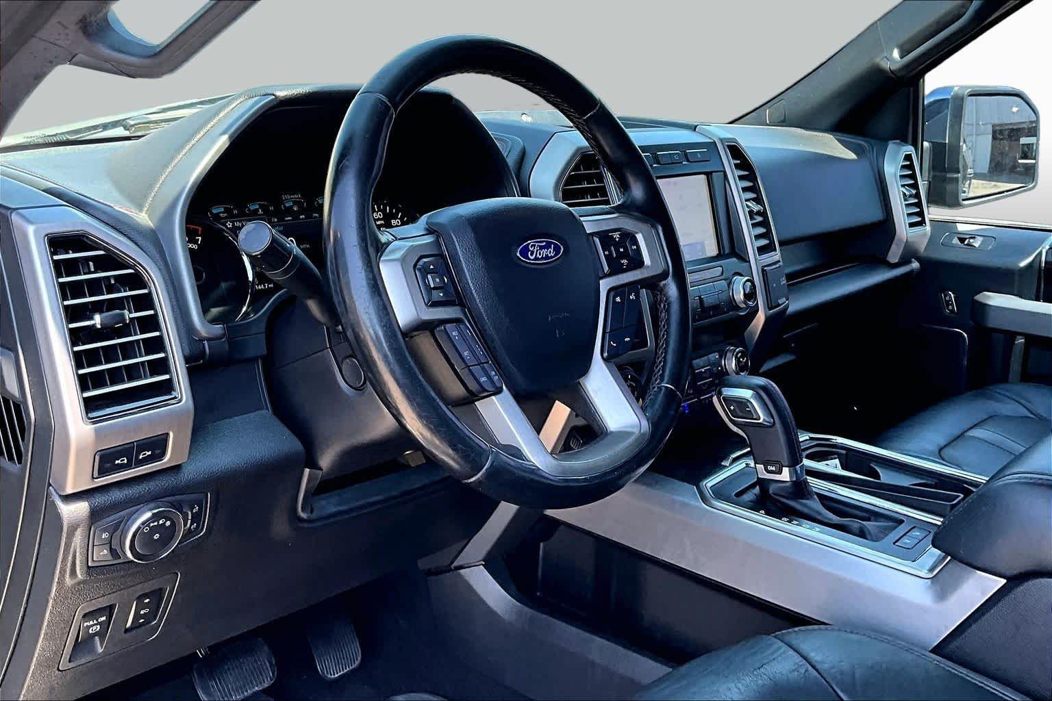 Used 2019 Agate Black Ford Platinum image 21