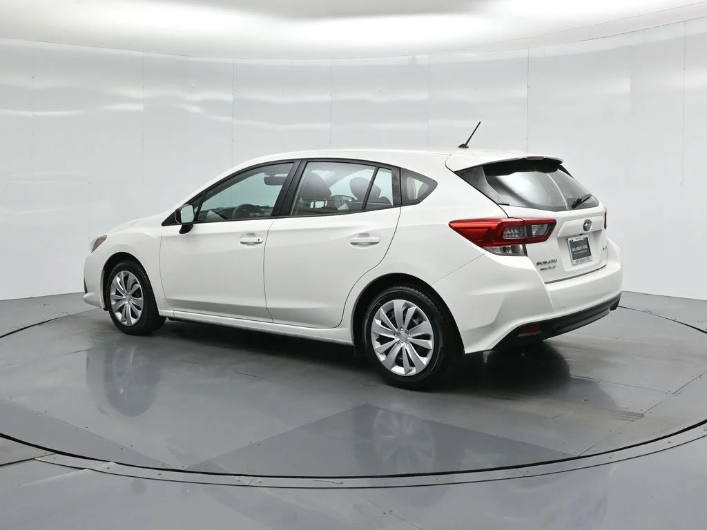 Used 2021 White Subaru Base image 7