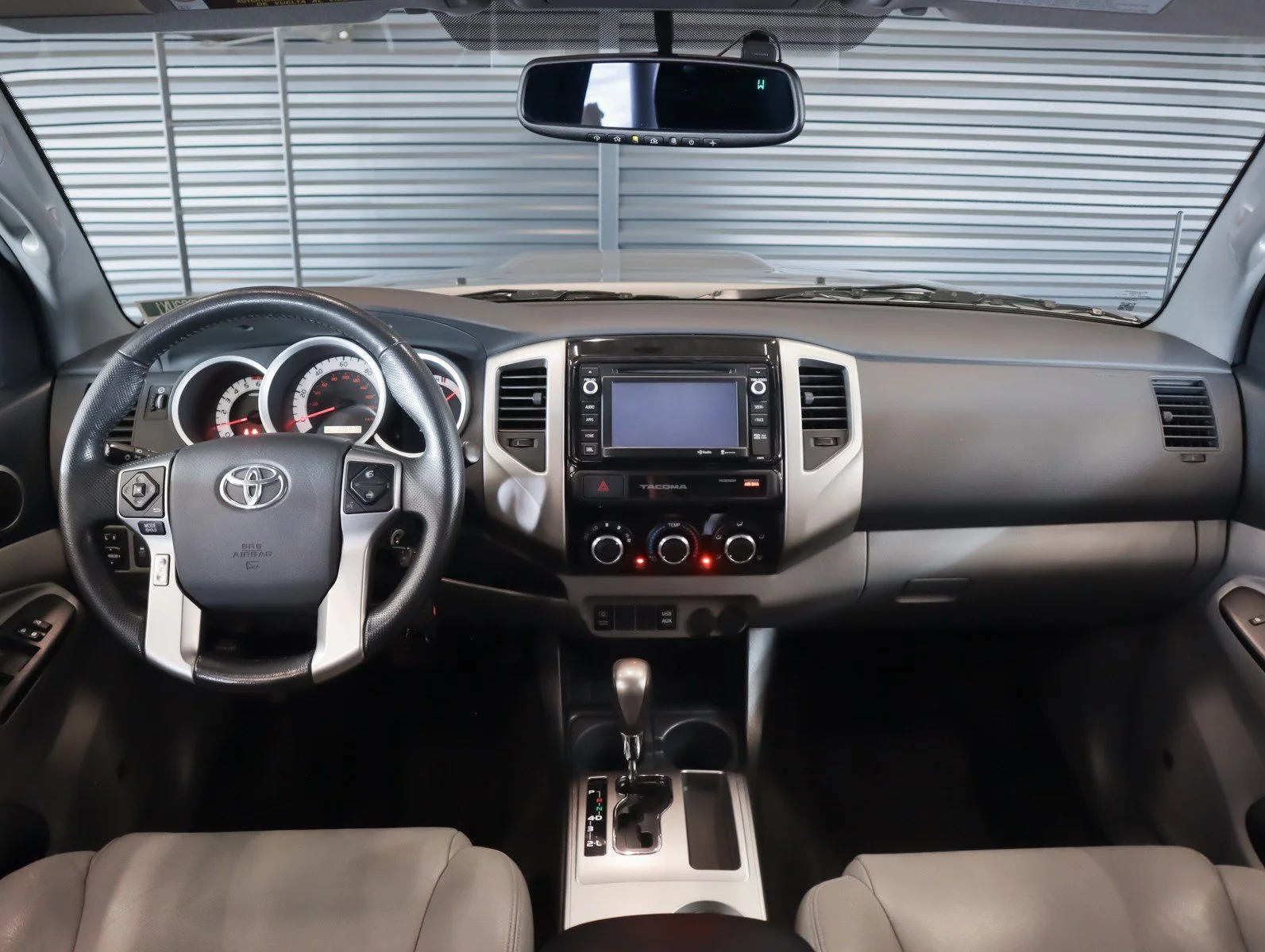 Used 2015  Toyota PreRunner image 6