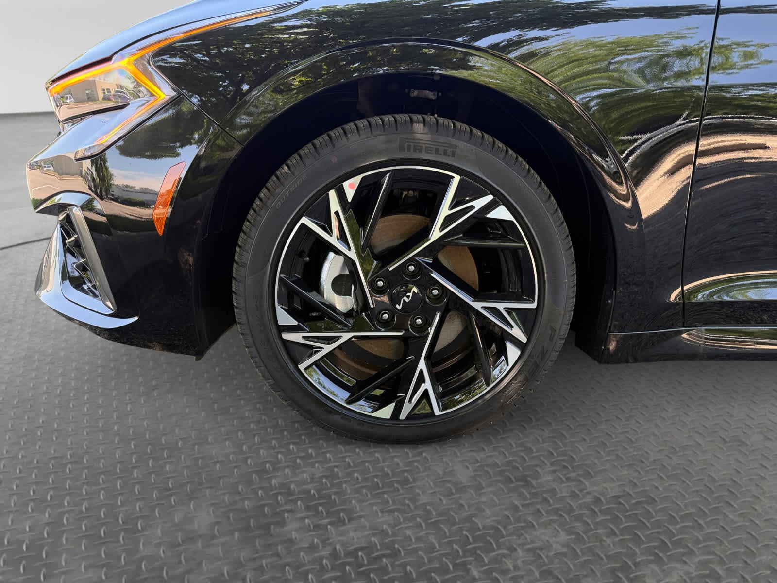New 2026 Aurora Black Pearl Kia GT-Line image 9