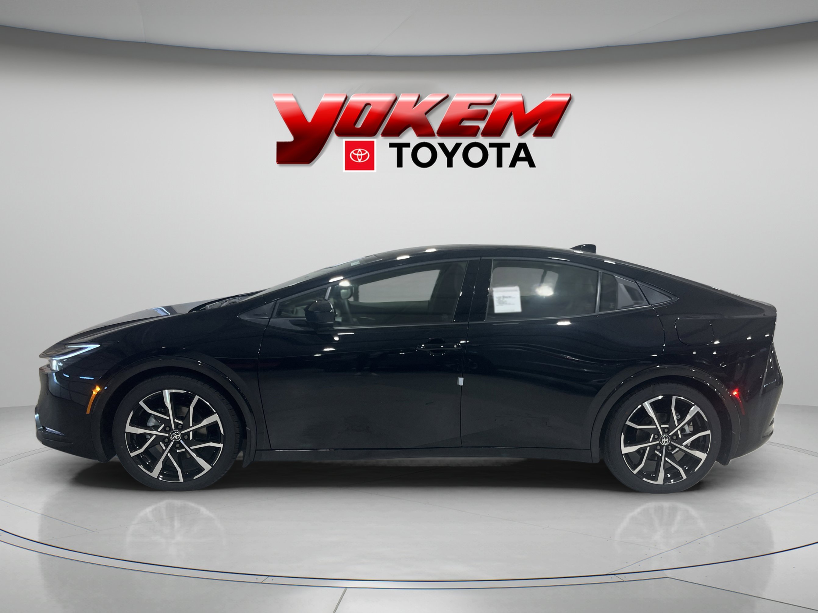 New 2026 Midnight Black Metallic Toyota  XSE image 2