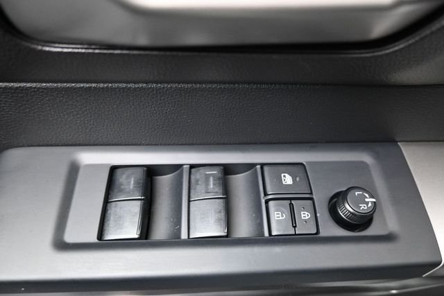 Used 2026  Toyota SR5 image 13
