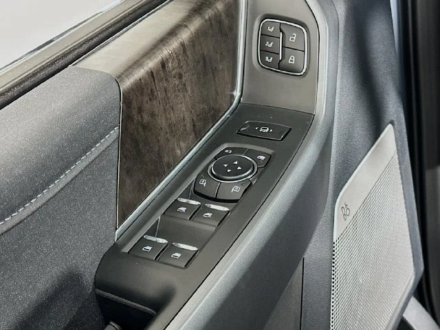 New 2026 Gray Ford Lariat image 10