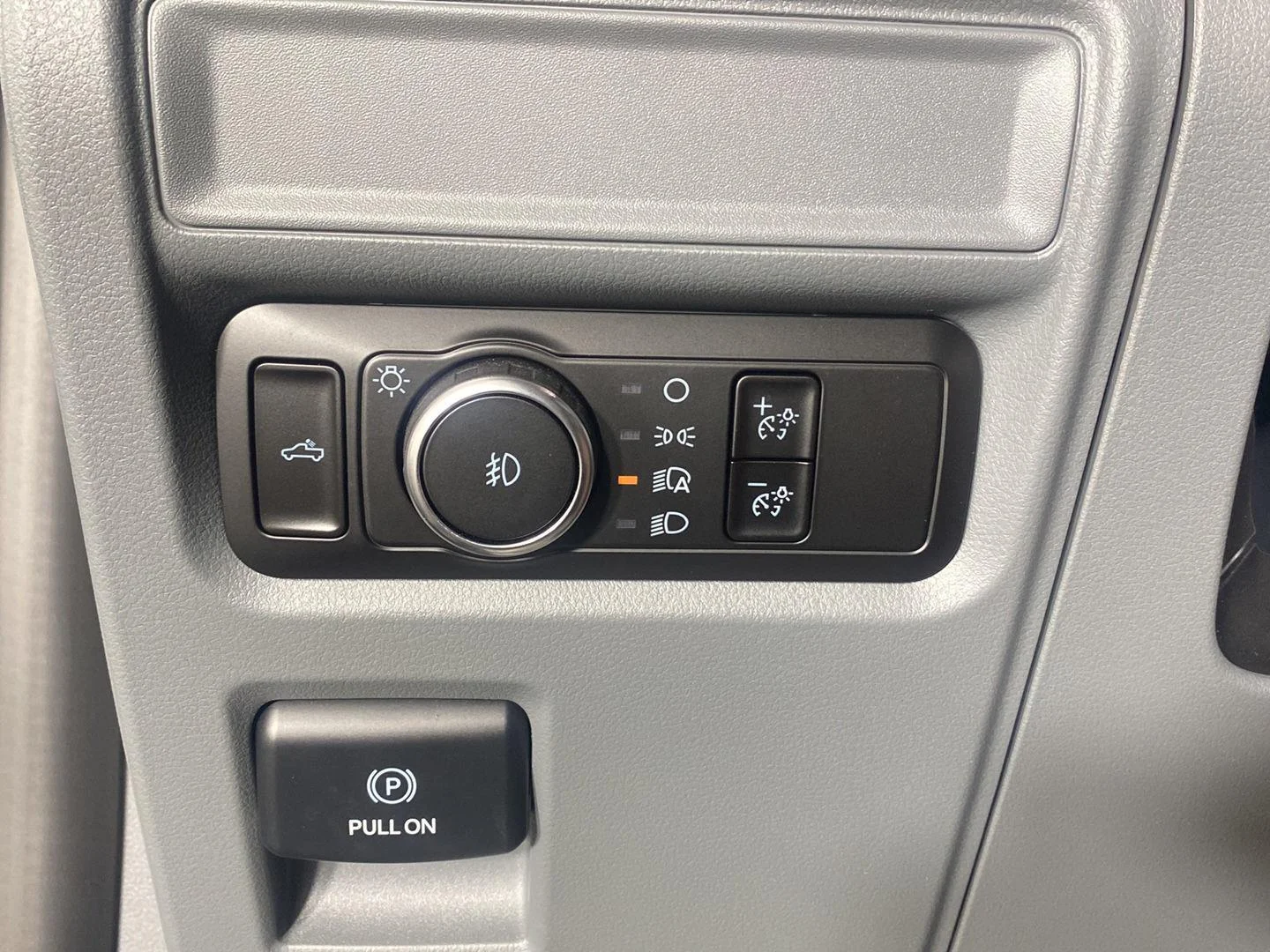 New 2026 Agate Black Ford XLT image 14