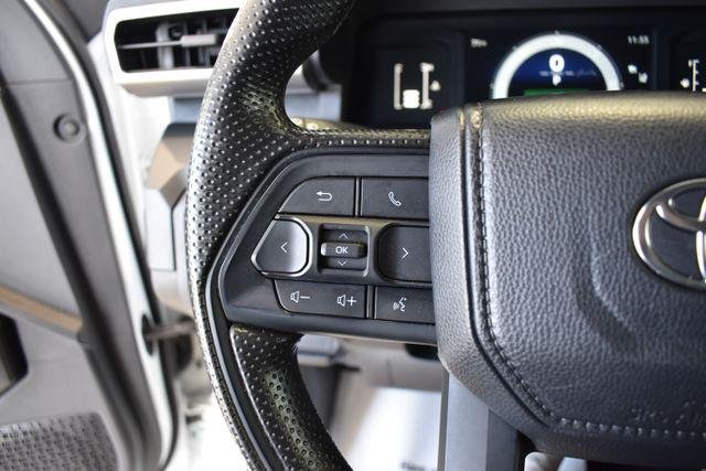 Certified Used 2024 ICE CAP Toyota  image 17