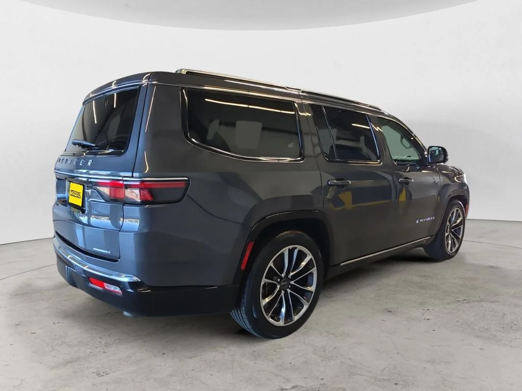 Used 2022 Gray Jeep Series III image 5