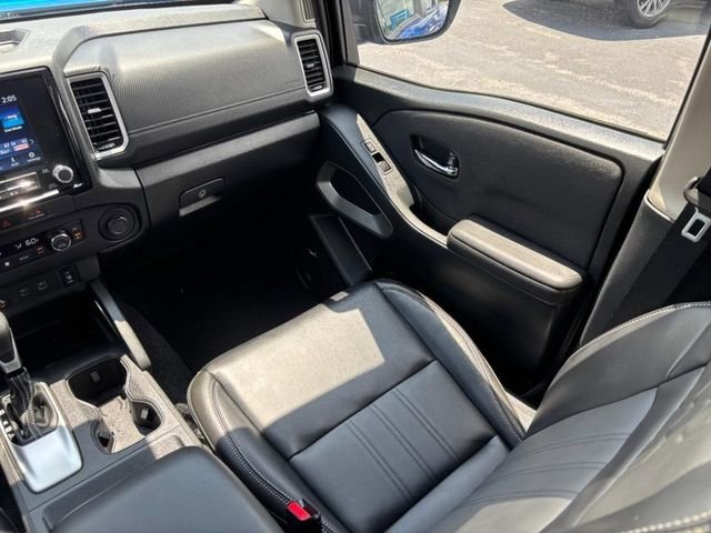 2024 Nissan Frontier SL - Photo 15