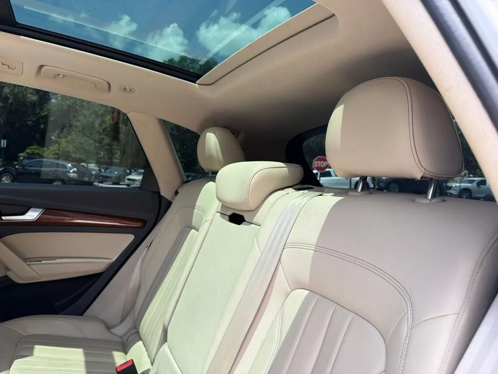 Used 2023 Glacier White Audi 40 Premium image 20