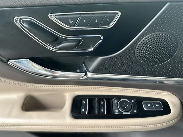 Used 2024 Blue Lincoln Grand Touring image 14