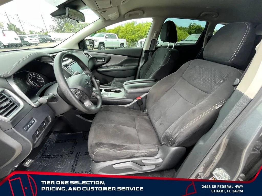 Used 2022 Gray Nissan S FWD image 10