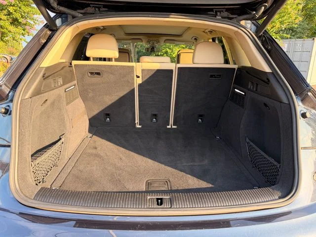 Used 2019 Moonlight Blue Audi 2.0T Premium image 24