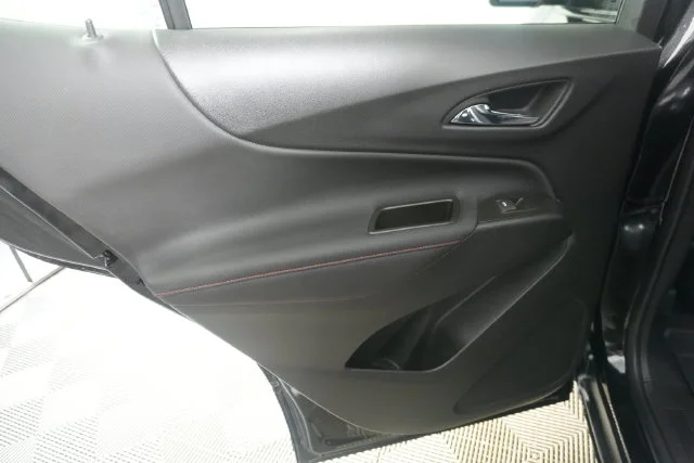 Used 2023 Mosaic Black Metallic Chevrolet RS image 28