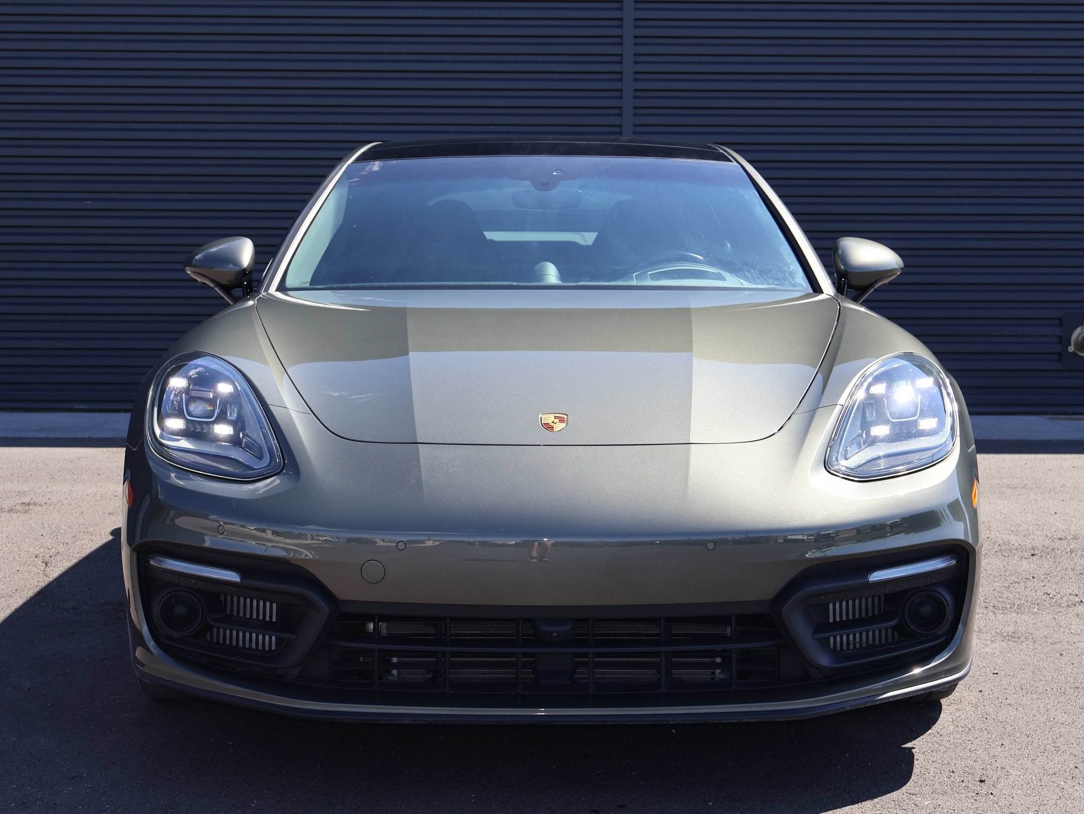 Certified Used 2023 Aventurine Green Metallic Porsche 4 image 6