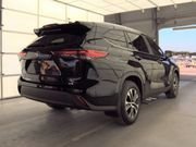 Used 2023 Midnight Black Metallic Toyota XLE image 4