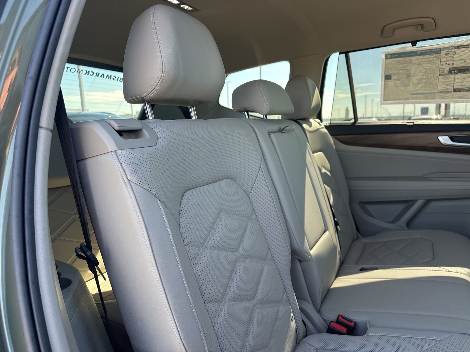 New 2026 Green Volkswagen 2.0T SE w/Technology image 35