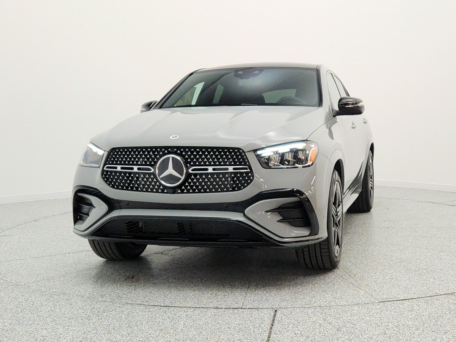 New 2026 MANUFAKTUR Alpine Grey Mercedes-Benz GLE 450 4MATIC® Coupe image 2