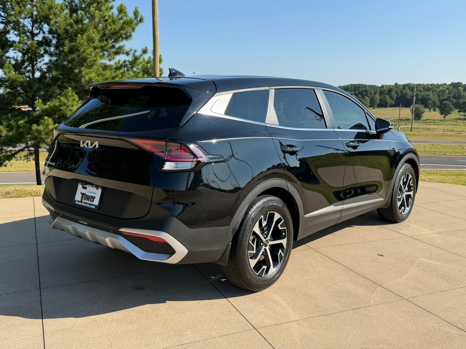 Used 2024 Ebony Black Kia EX image 6