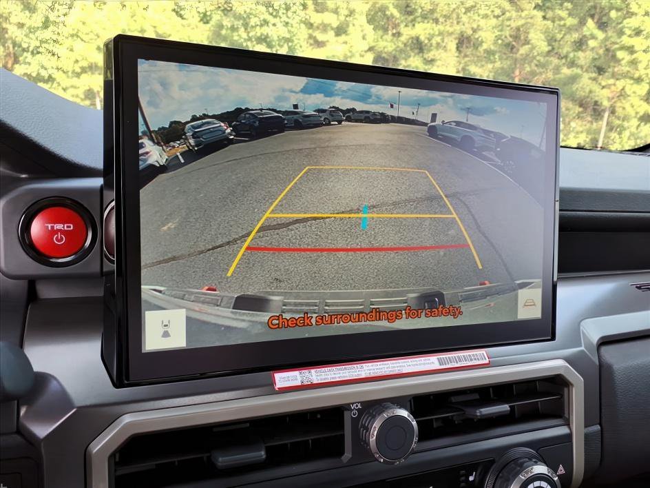 2025 Toyota Tacoma TRD Off Road - Photo 13