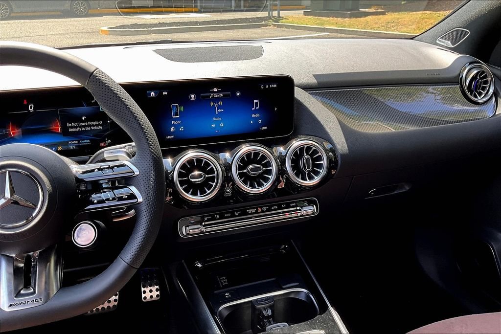 2026 Mercedes-Benz GLA AMG GLA 35 - Photo 7
