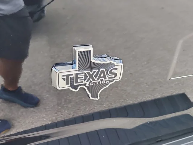 Used 2025 Black Ford XLT image 10