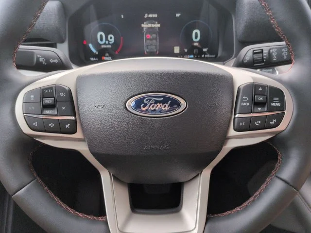 New 2026 Vapor Blue Metallic Ford Active image 29