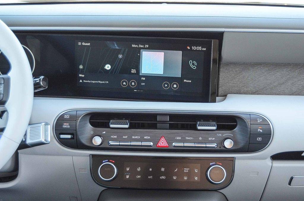 New 2026 Silver Hyundai SEL Premium AWD image 15
