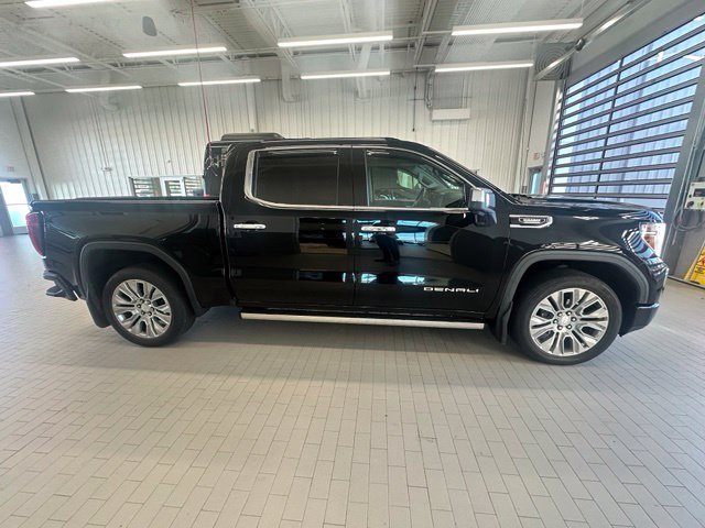 Used 2021 Black GMC Denali image 4