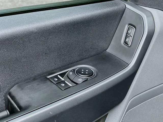 Used 2024 White Ford XL image 9