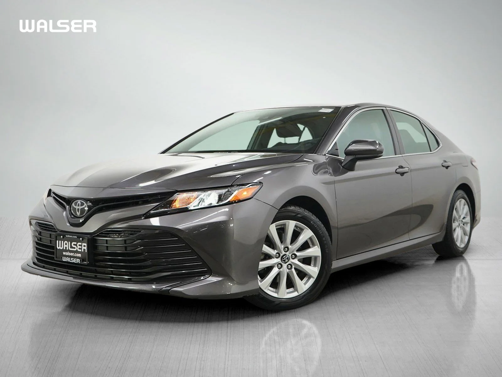2019 Toyota Camry 2.5 Auto LE's photo