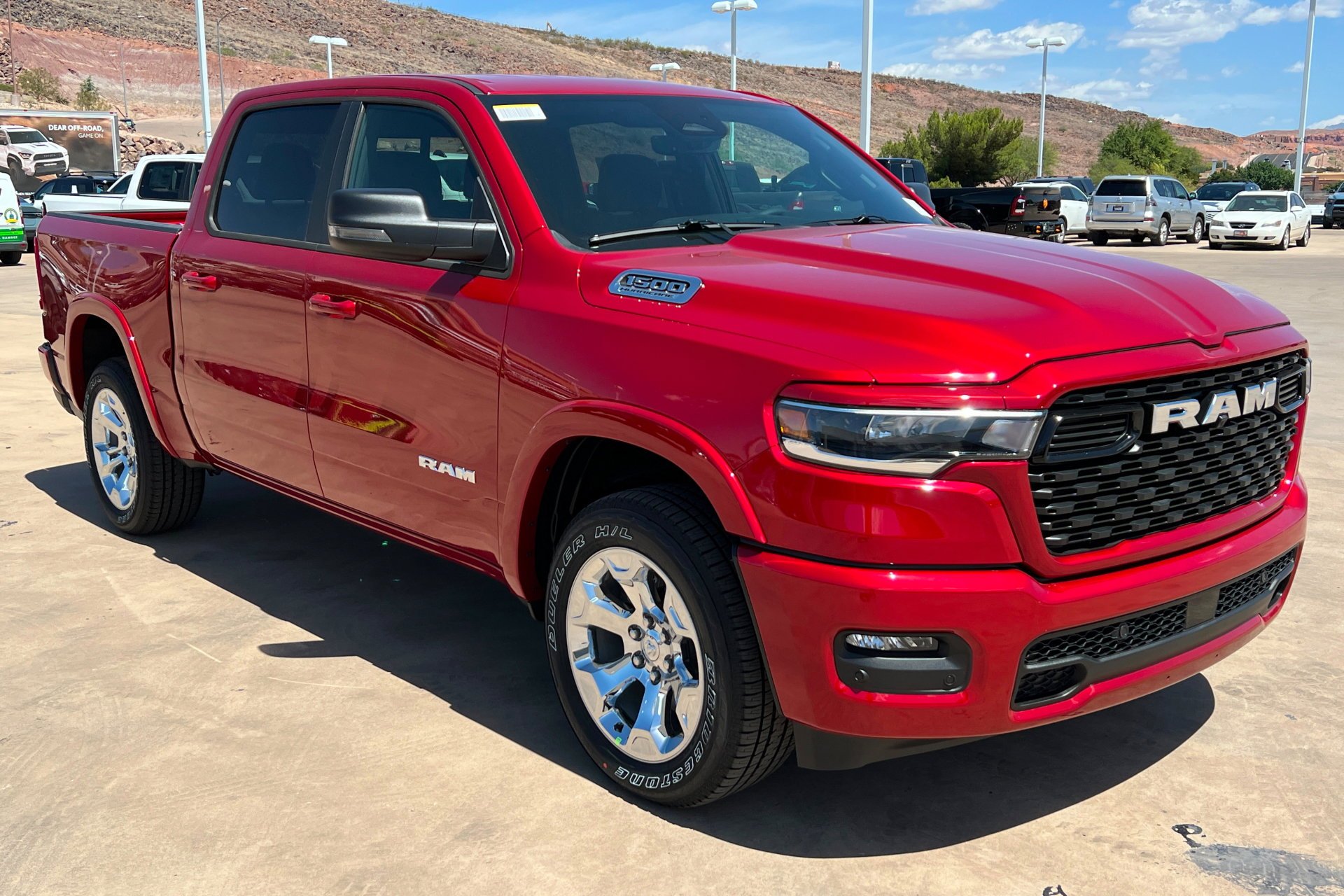 New 2026 Molten Red Pearl-Coat Exterior Paint RAM Big Horn image 8