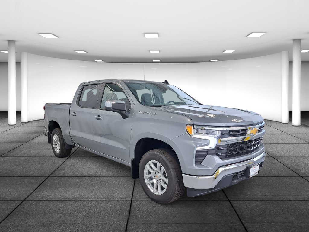New 2026 Sterling Gray Metallic Chevrolet LT image 3
