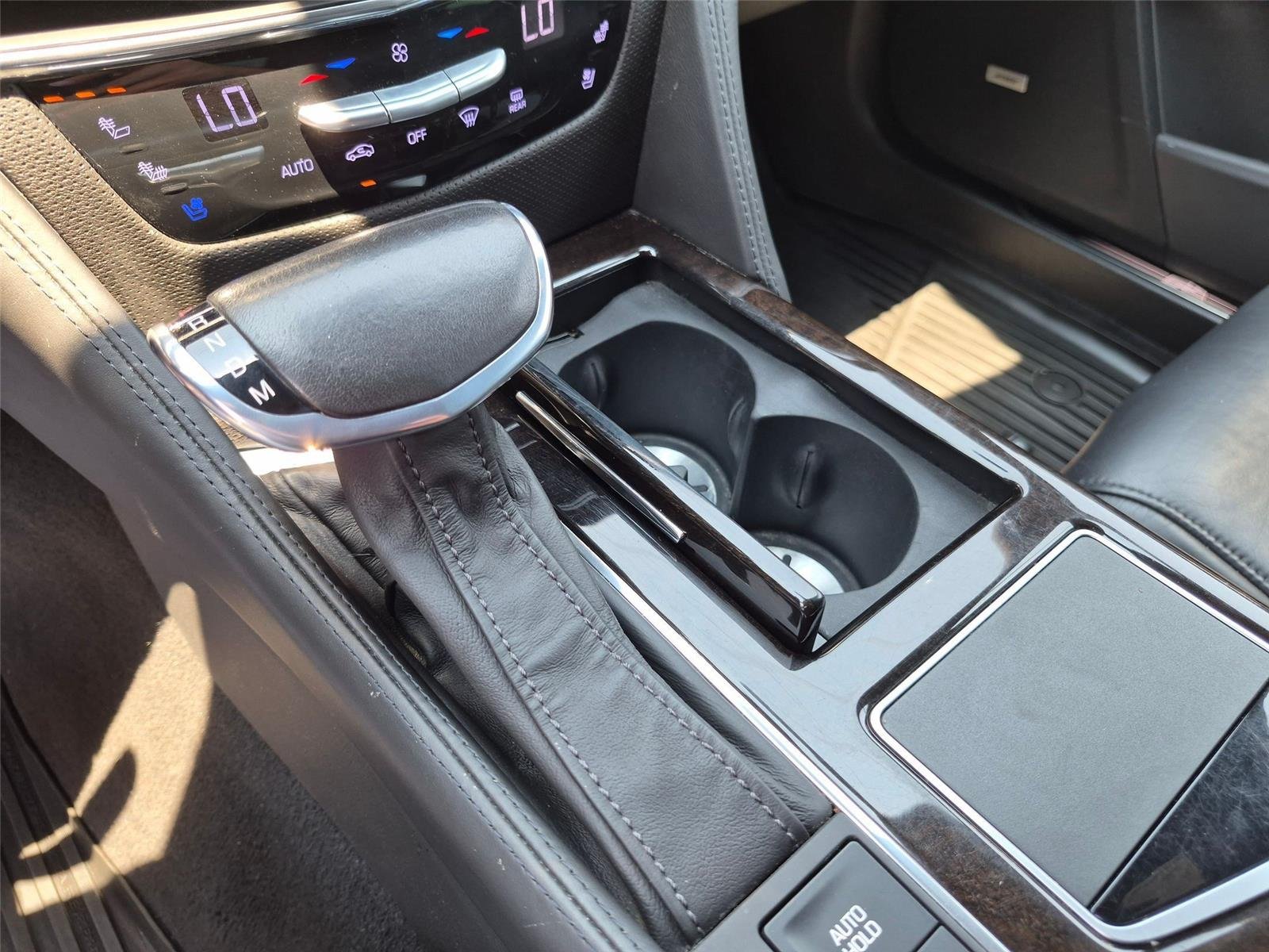 Used 2018 Stellar Black Metallic Cadillac Platinum AWD image 21