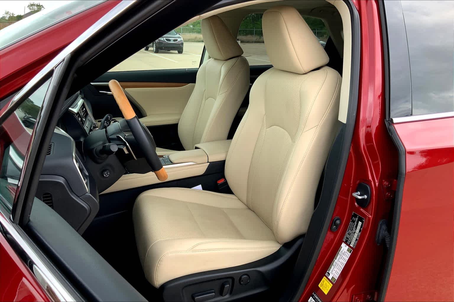 Used 2021 Matador Red Mica Lexus  image 8