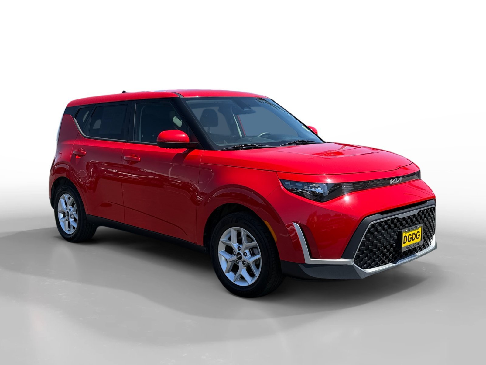 Used 2024 Inferno Red Kia LX image 7