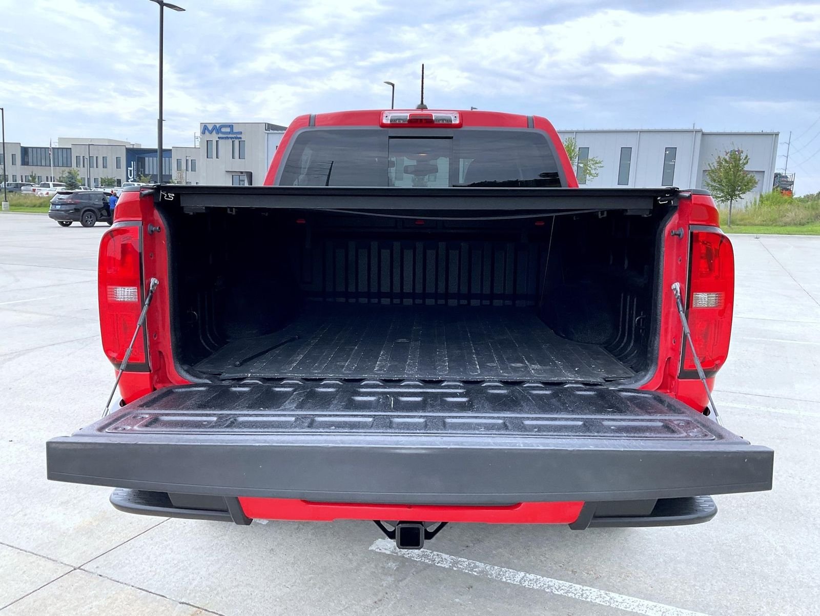 Used 2017 Red Chevrolet Z71 image 9