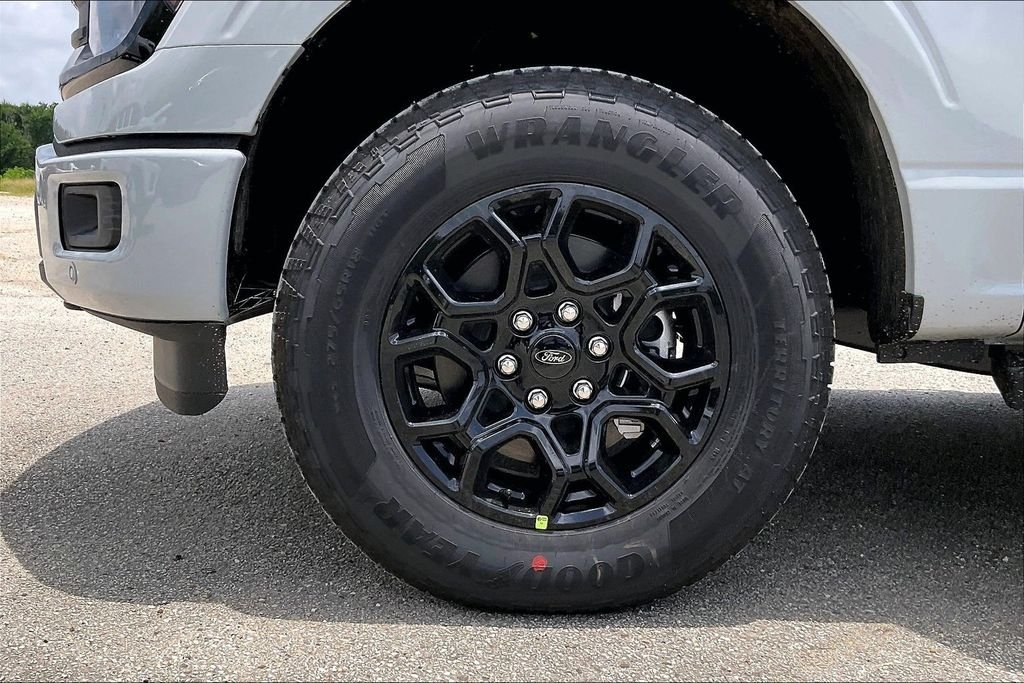 New 2026 Avalanche Ford XLT image 10