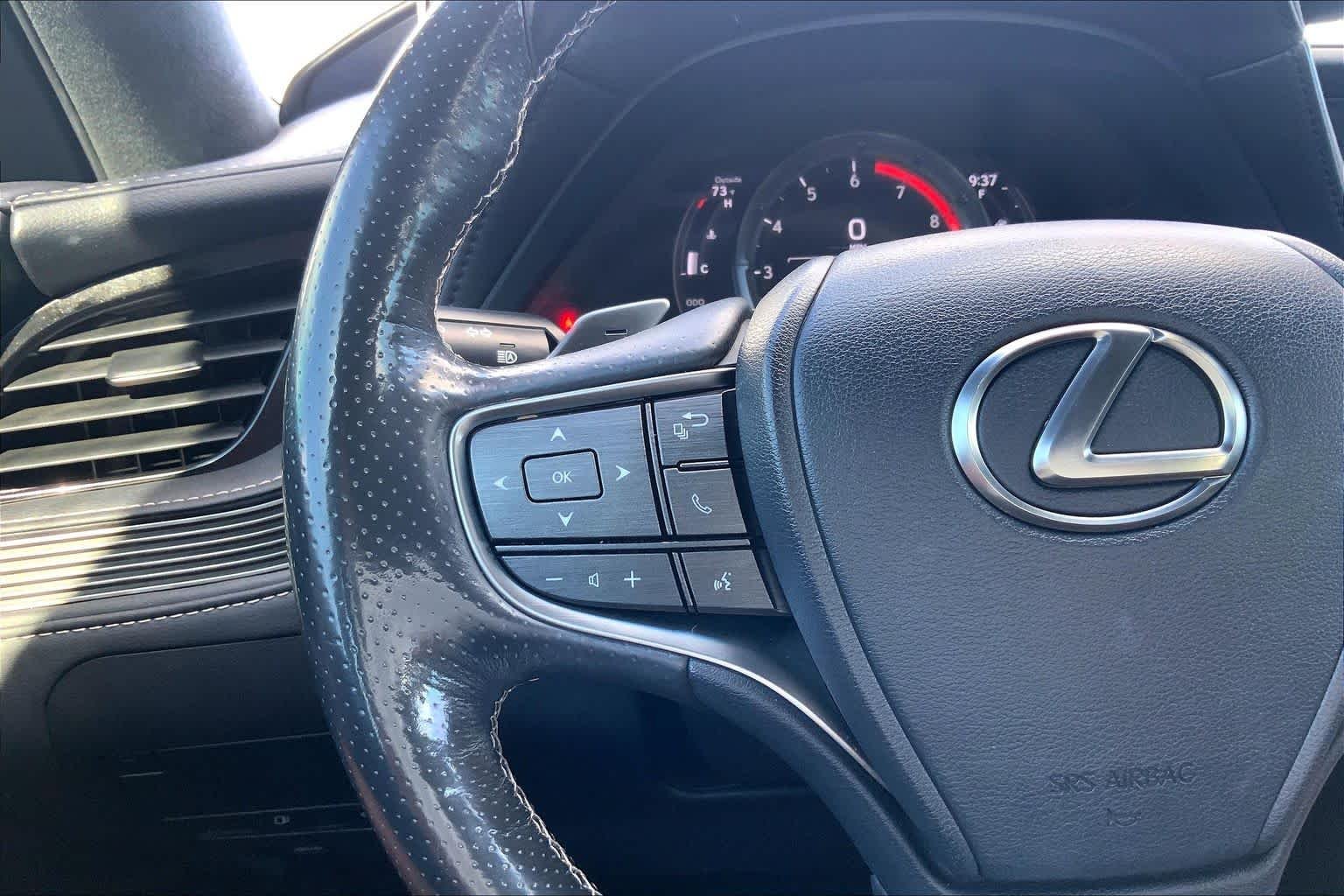 Used 2018 Ultra White Lexus  image 21