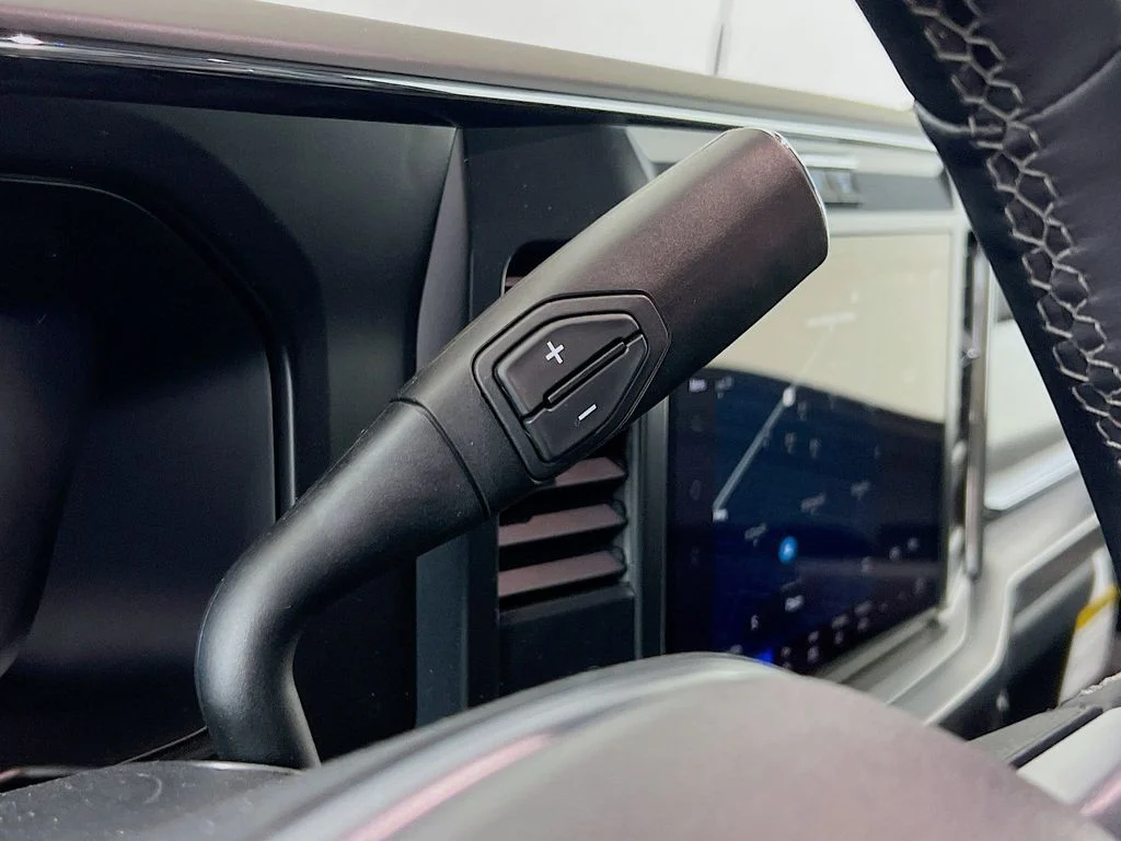 New 2026 Carbonized Gray Metallic Ford Lariat image 10
